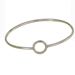 Yvonne de Wit handcrafted sterling silver circle bangle on a clean white background.